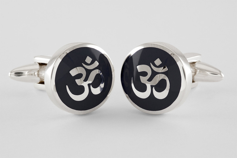 Om aum Boutons de manchette