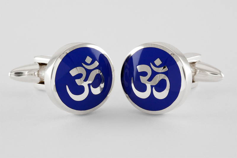 Om aum Boutons de manchette